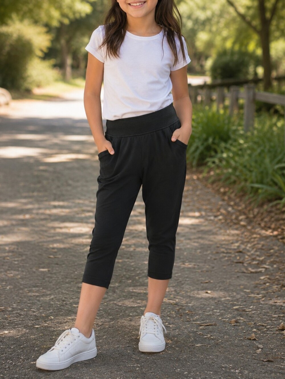 Ivivva Black Capri Active Pants Girls Cropped Leggings Yoga Dance Athletic